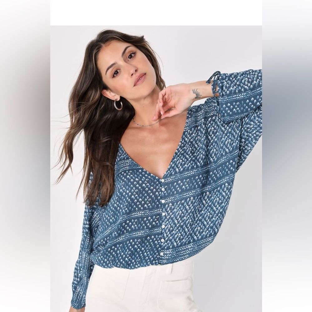 Lulu’s 3/4 sleeve top